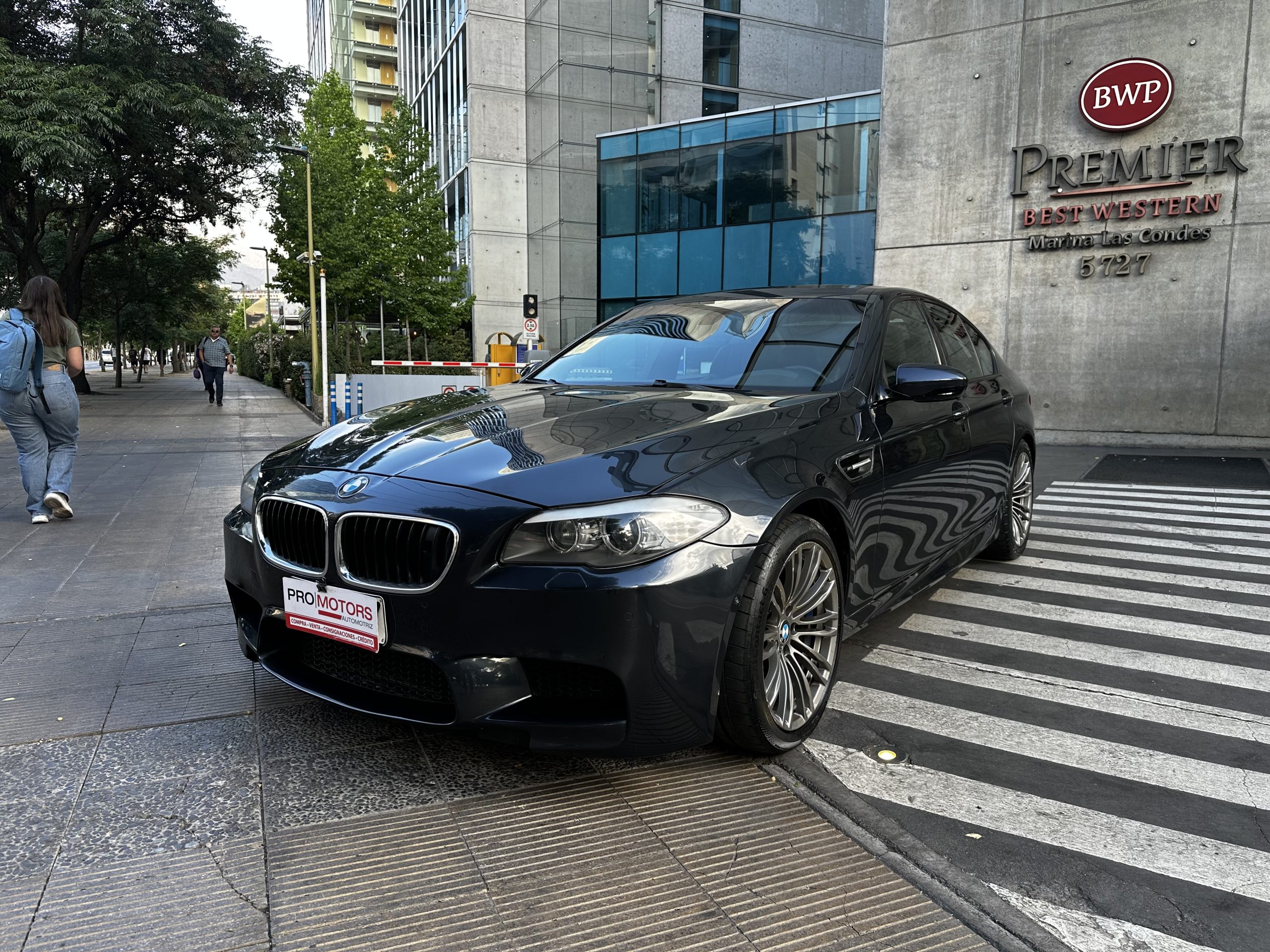 2012 BMW M5 4.4 V8 560 HP 75.000 KM MANTENCION AL DIA